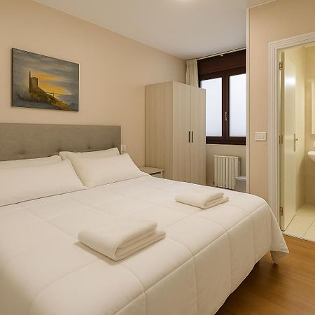 Elara Hotel Viveiro Eksteriør billede